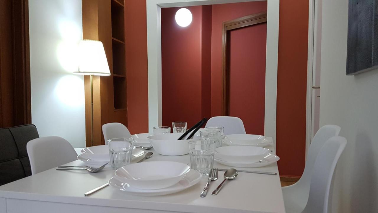 Apricot Apartment - Athens Center, 6 Bd, 2.5 Bath 외부 사진