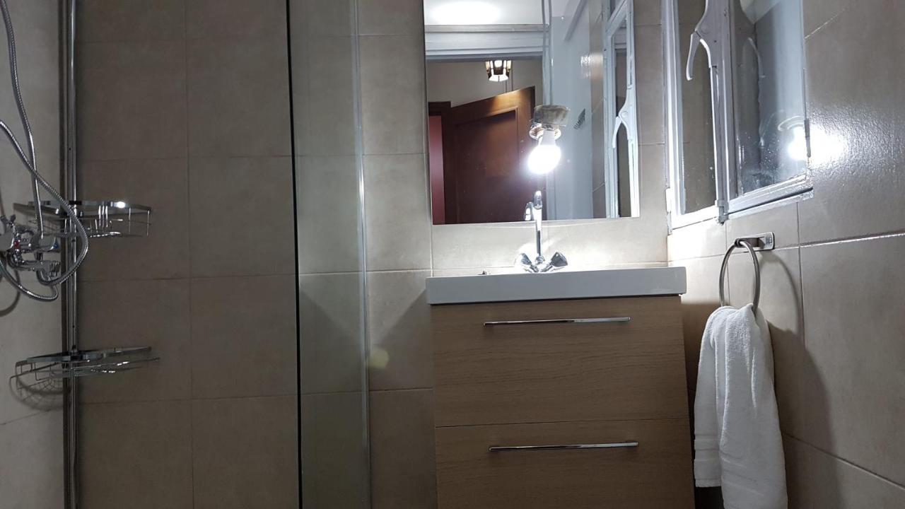 Apricot Apartment - Athens Center, 6 Bd, 2.5 Bath 외부 사진